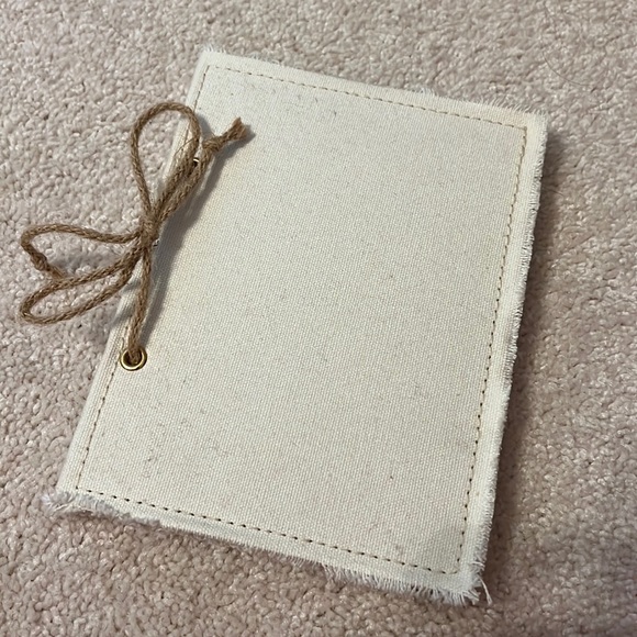Recycled paper notebook - Picture 1 of 3